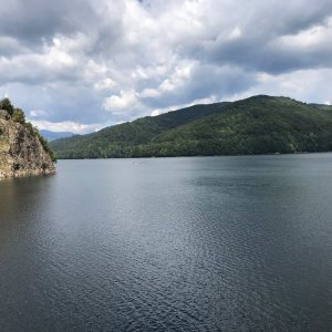 Barajul si Lacul Vidraru (14)