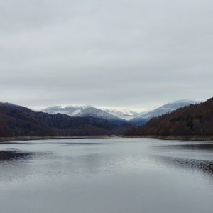 Barajul si Lacul Vidraru (19)