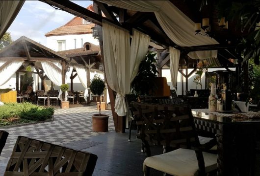 Epoca Steak House & Wine Bar