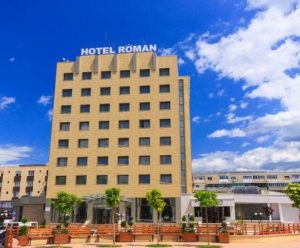 Hotel Roman by Dumbrava